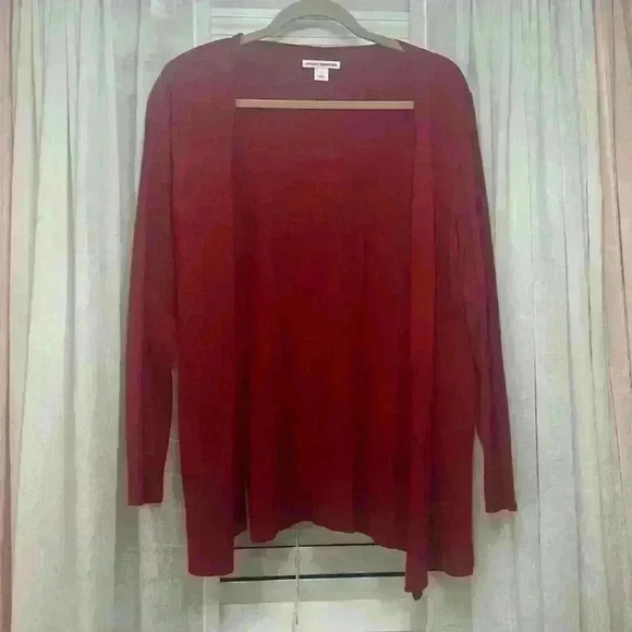Red cardigan lightweight Amazon Essentials Size Large worn once.item# 2J - Picture 7 of 9